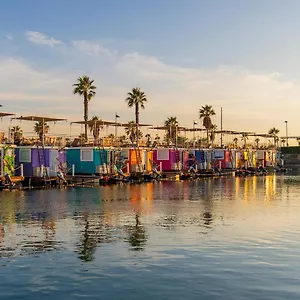 *** ספינת מלון Boat Haus - Casas Flotantes Frente A Gibraltar ספרד