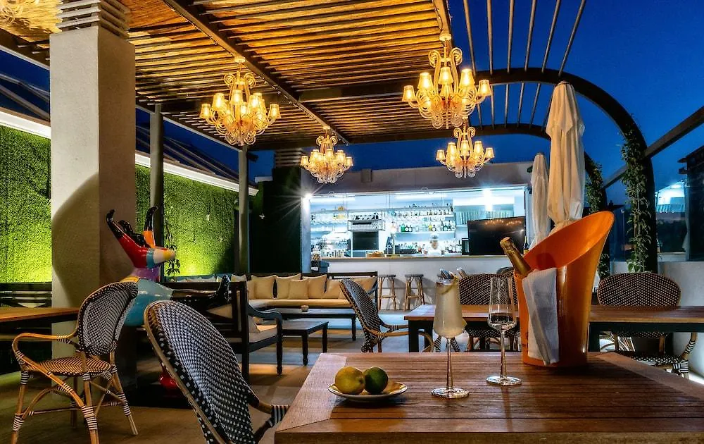 Mariposa Hotel Malaga