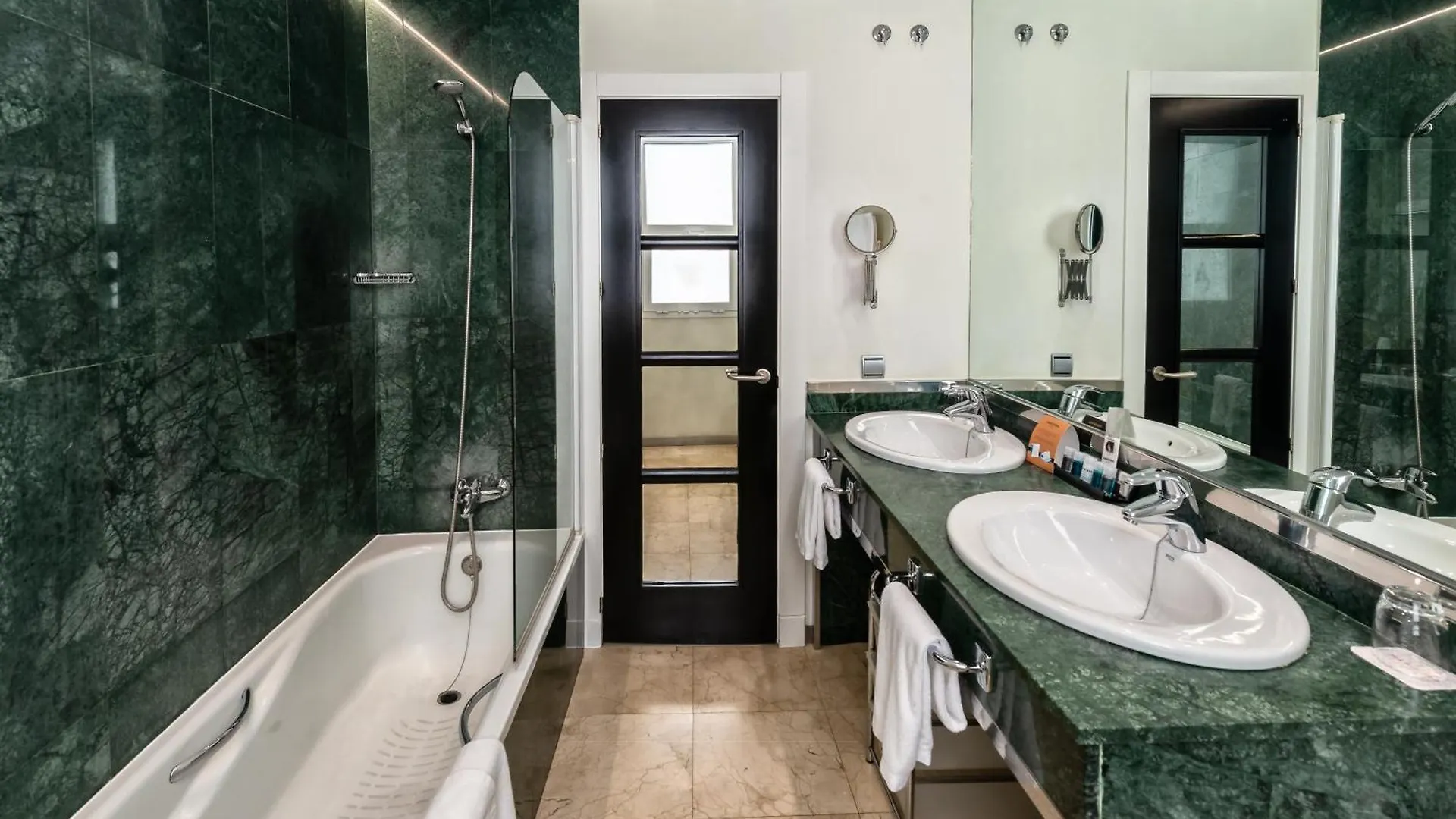 Mariposa Hotel Malaga